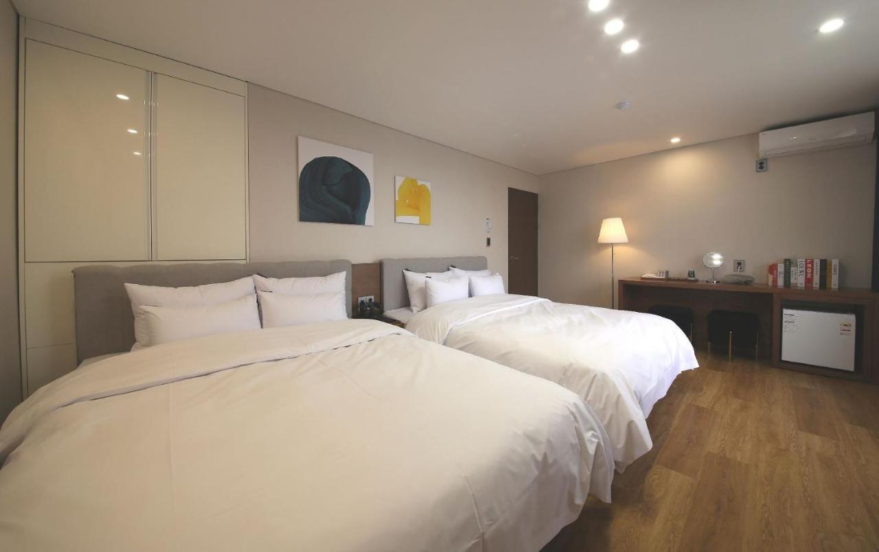 Browndot Hotel Jeonju Ajung Extérieur photo