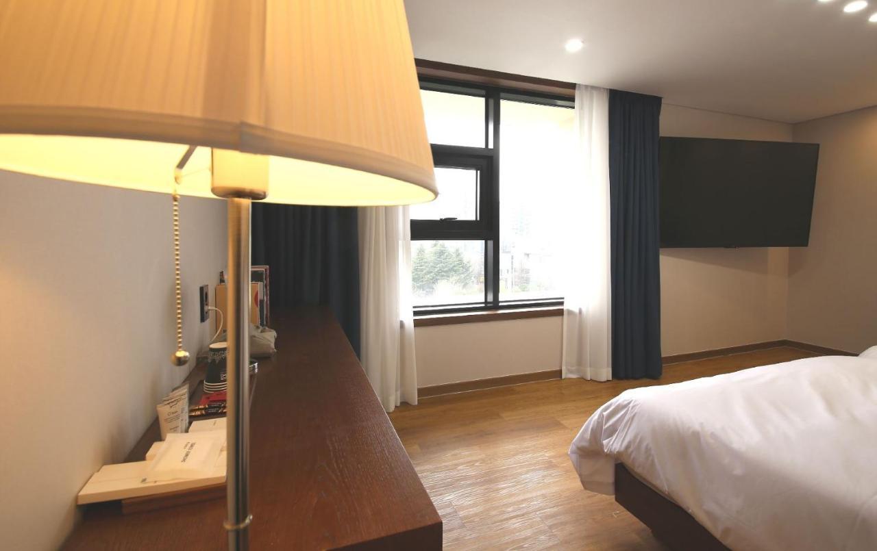 Browndot Hotel Jeonju Ajung Extérieur photo